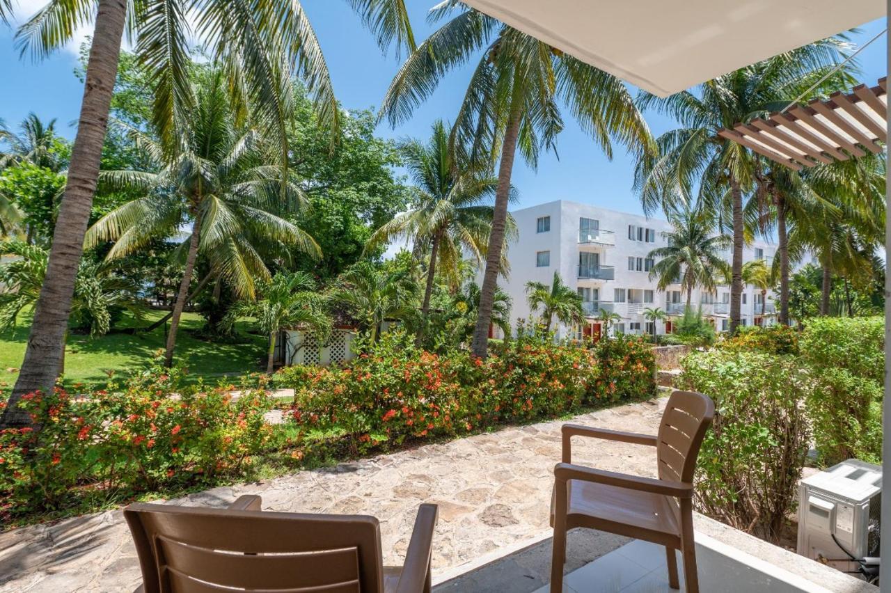 Hotel Dos Playas Faranda Канкун Екстер'єр фото