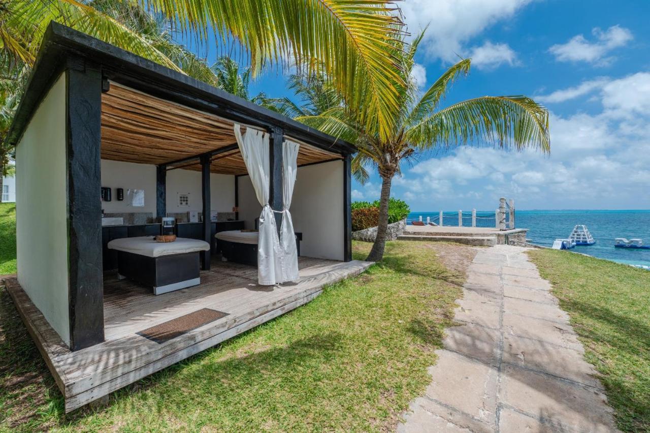 Hotel Dos Playas Faranda Канкун Екстер'єр фото