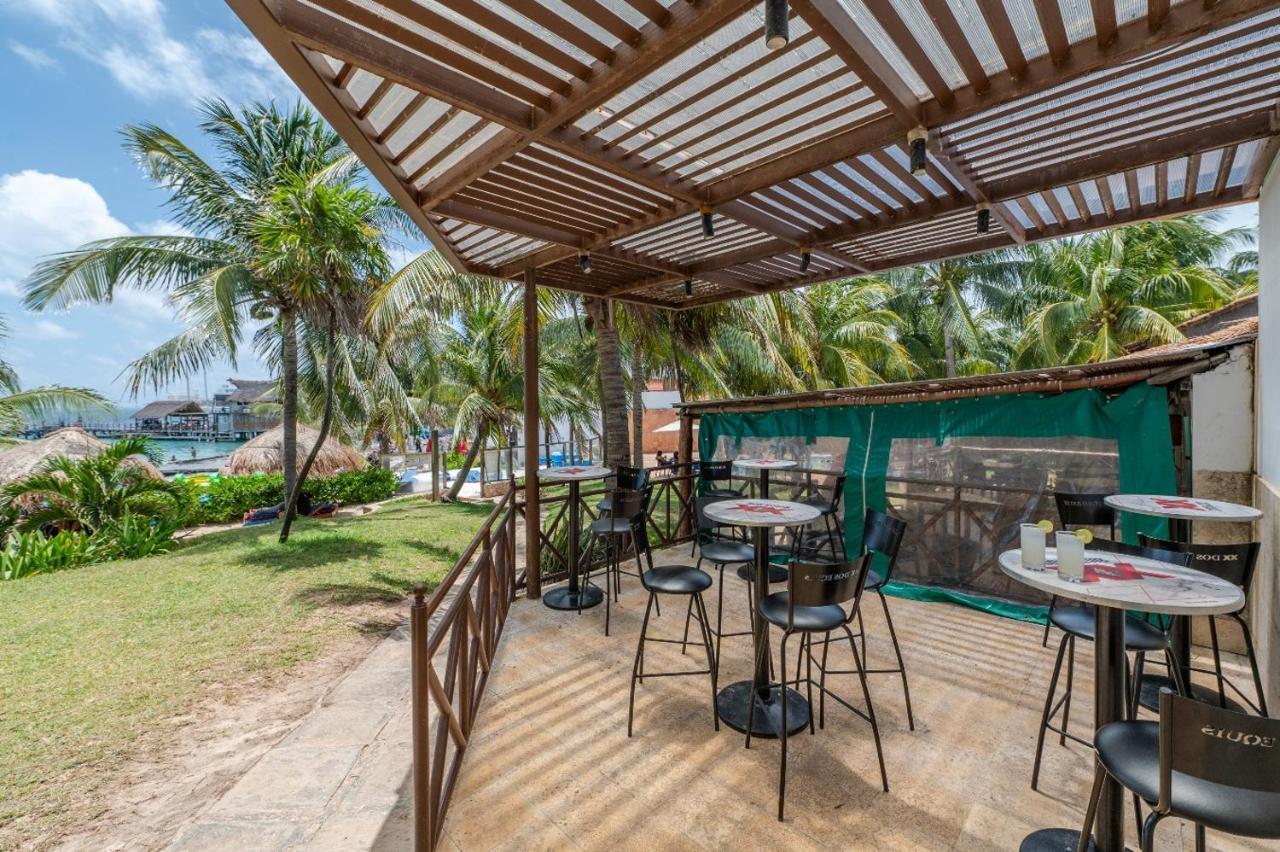 Hotel Dos Playas Faranda Канкун Екстер'єр фото